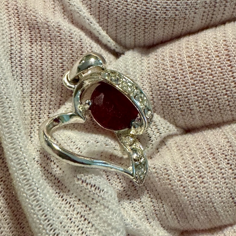 Silver Heart Shape Pendant With Ruby - image 4